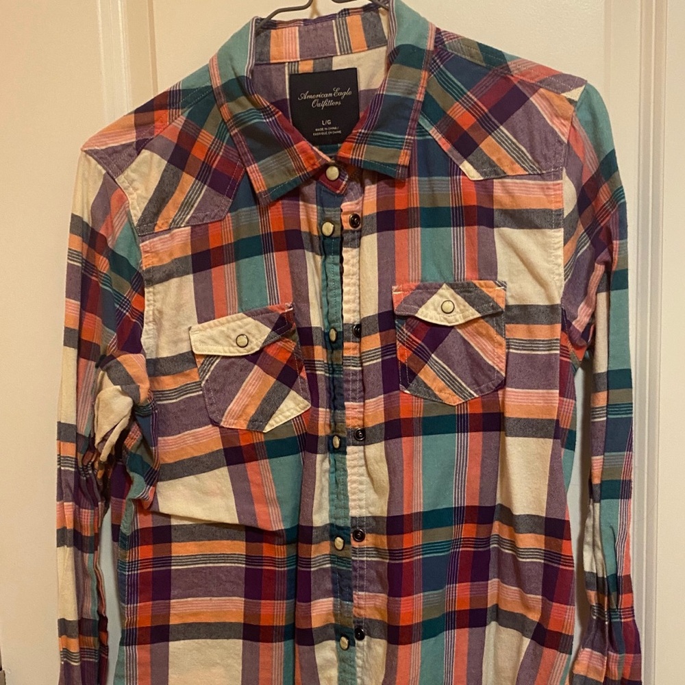 American Eagle Women’s Plaid Shirt